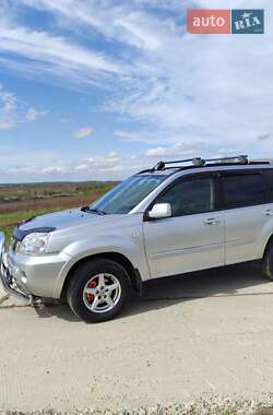 Внедорожник / Кроссовер Nissan X-Trail 2004 в 