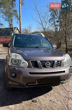 Позашляховик / Кросовер Nissan X-Trail 2007 в 