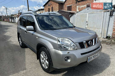 Внедорожник / Кроссовер Nissan X-Trail 2010 в 