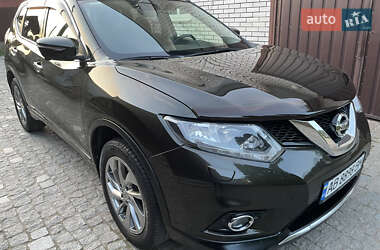 Позашляховик / Кросовер Nissan X-Trail 2017 в 