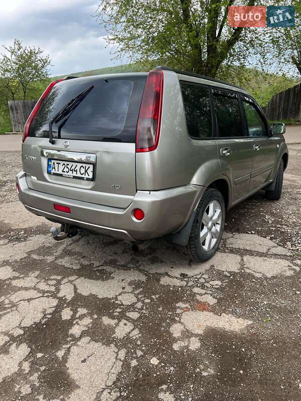 Внедорожник / Кроссовер Nissan X-Trail 2005 в Надворной