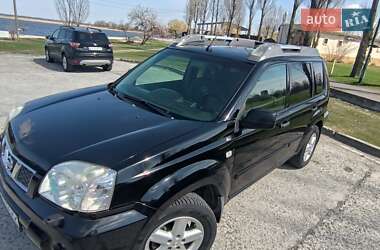 Позашляховик / Кросовер Nissan X-Trail 2005 в 