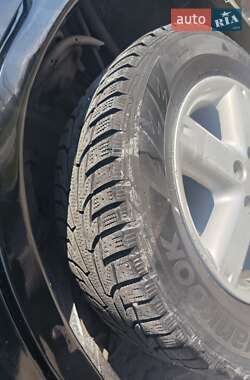 Позашляховик / Кросовер Nissan X-Trail 2005 в 