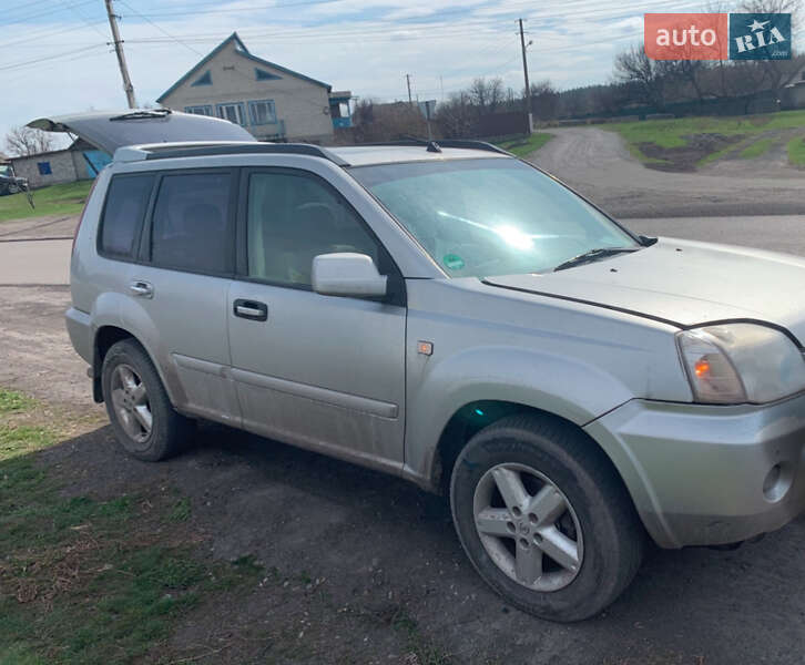 Внедорожник / Кроссовер Nissan X-Trail 2003 в Запорожье