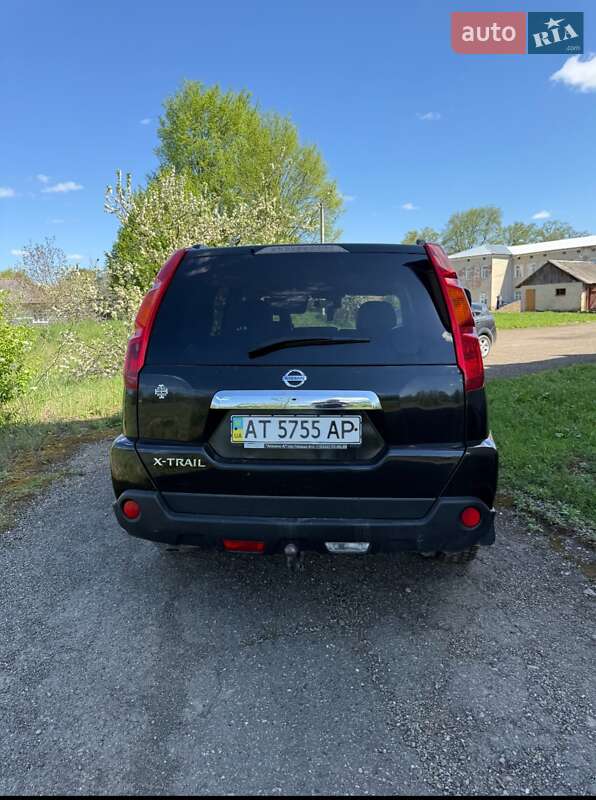 Позашляховик / Кросовер Nissan X-Trail 2008 в Косові