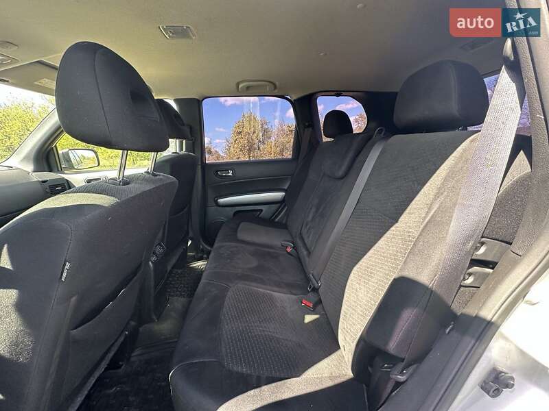 Позашляховик / Кросовер Nissan X-Trail 2013 в Києві