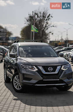 Позашляховик / Кросовер Nissan X-Trail 2021 в 