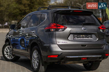 Позашляховик / Кросовер Nissan X-Trail 2021 в 