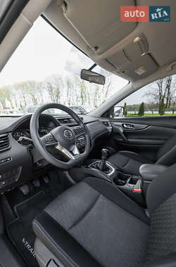 Позашляховик / Кросовер Nissan X-Trail 2021 в 