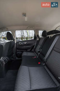 Позашляховик / Кросовер Nissan X-Trail 2021 в 