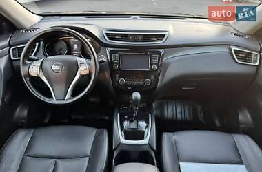 Внедорожник / Кроссовер Nissan X-Trail 2015 в 