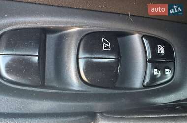 Внедорожник / Кроссовер Nissan X-Trail 2015 в 