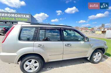 Внедорожник / Кроссовер Nissan X-Trail 2005 в Харькове