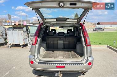 Позашляховик / Кросовер Nissan X-Trail 2005 в 