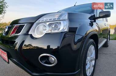 Позашляховик / Кросовер Nissan X-Trail 2012 в 