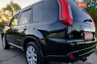 Позашляховик / Кросовер Nissan X-Trail 2012 в 