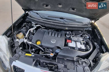 Позашляховик / Кросовер Nissan X-Trail 2012 в 