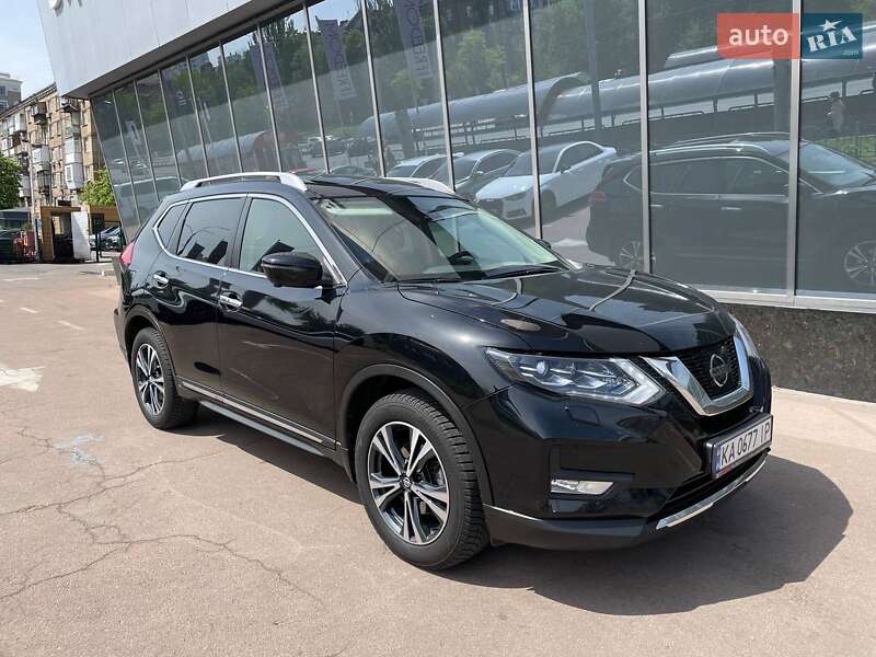 Позашляховик / Кросовер Nissan X-Trail 2021 в 