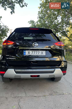 Позашляховик / Кросовер Nissan X-Trail 2021 в 