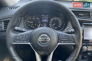 Позашляховик / Кросовер Nissan X-Trail 2021 в 