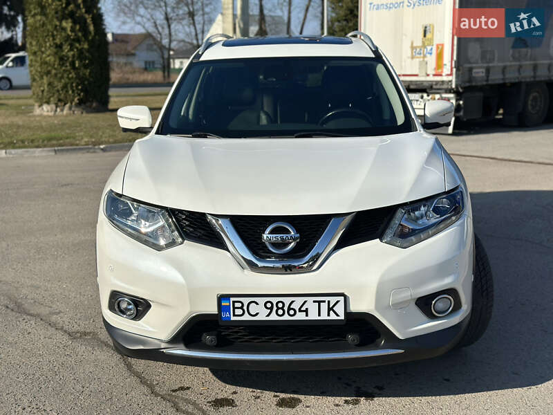 Позашляховик / Кросовер Nissan X-Trail 2015 в Самборі