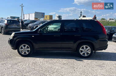 Позашляховик / Кросовер Nissan X-Trail 2007 в 