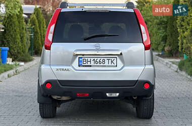 Позашляховик / Кросовер Nissan X-Trail 2011 в 