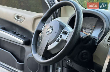 Позашляховик / Кросовер Nissan X-Trail 2011 в 