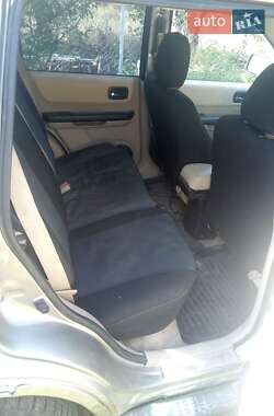 Внедорожник / Кроссовер Nissan X-Trail 2002 в 