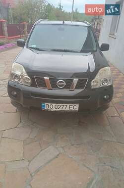 Позашляховик / Кросовер Nissan X-Trail 2008 в 