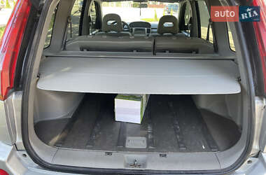 Внедорожник / Кроссовер Nissan X-Trail 2006 в 