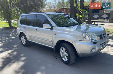 Внедорожник / Кроссовер Nissan X-Trail 2006 в 