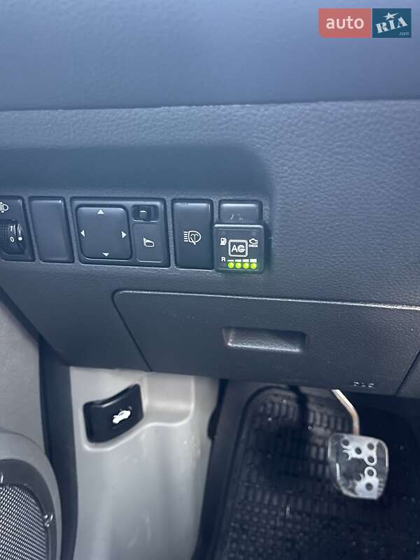 Внедорожник / Кроссовер Nissan X-Trail 2005 в Косове