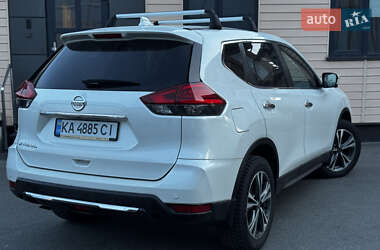 Внедорожник / Кроссовер Nissan X-Trail 2018 в 