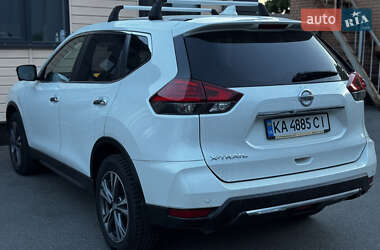 Внедорожник / Кроссовер Nissan X-Trail 2018 в 