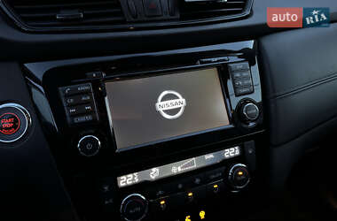 Внедорожник / Кроссовер Nissan X-Trail 2018 в 