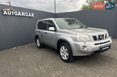 Позашляховик / Кросовер Nissan X-Trail 2010 в 