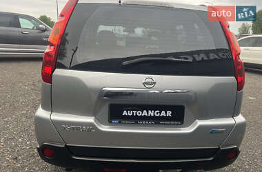 Позашляховик / Кросовер Nissan X-Trail 2010 в 