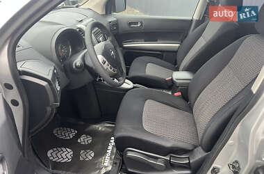 Позашляховик / Кросовер Nissan X-Trail 2010 в 