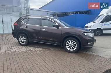 Позашляховик / Кросовер Nissan X-Trail 2020 в 