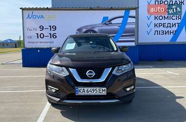 Внедорожник / Кроссовер Nissan X-Trail 2018 в 