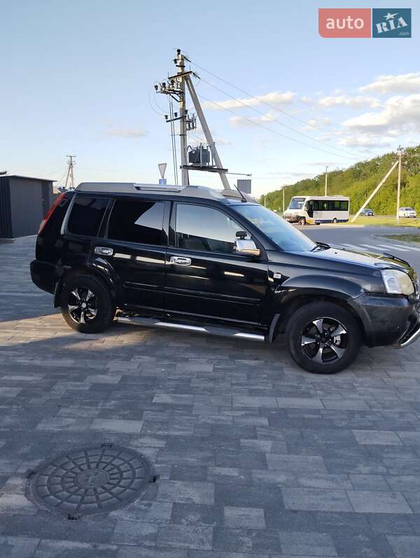 Позашляховик / Кросовер Nissan X-Trail 2005 в Луцьку