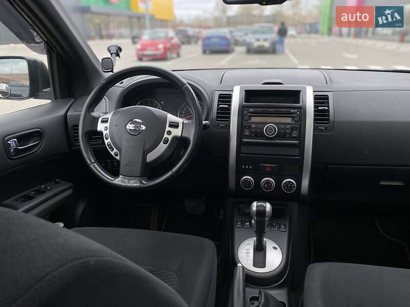 Позашляховик / Кросовер Nissan X-Trail 2011 в Києві