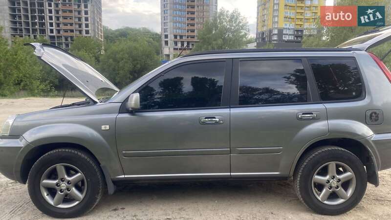 Внедорожник / Кроссовер Nissan X-Trail 2006 в Киеве