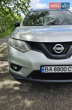 Внедорожник / Кроссовер Nissan X-Trail 2017 в Онуфриевке