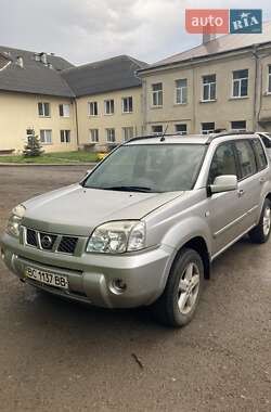 Позашляховик / Кросовер Nissan X-Trail 2007 в 