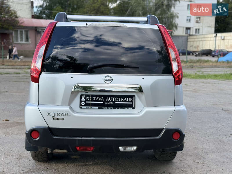 Внедорожник / Кроссовер Nissan X-Trail 2011 в Полтаве