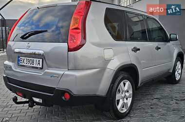 Позашляховик / Кросовер Nissan X-Trail 2010 в 