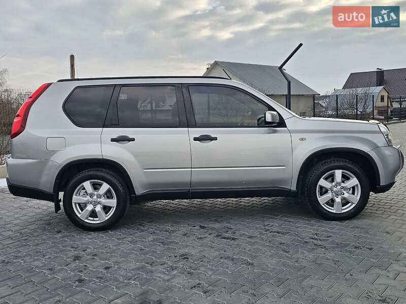 Внедорожник / Кроссовер Nissan X-Trail 2010 в Житомире