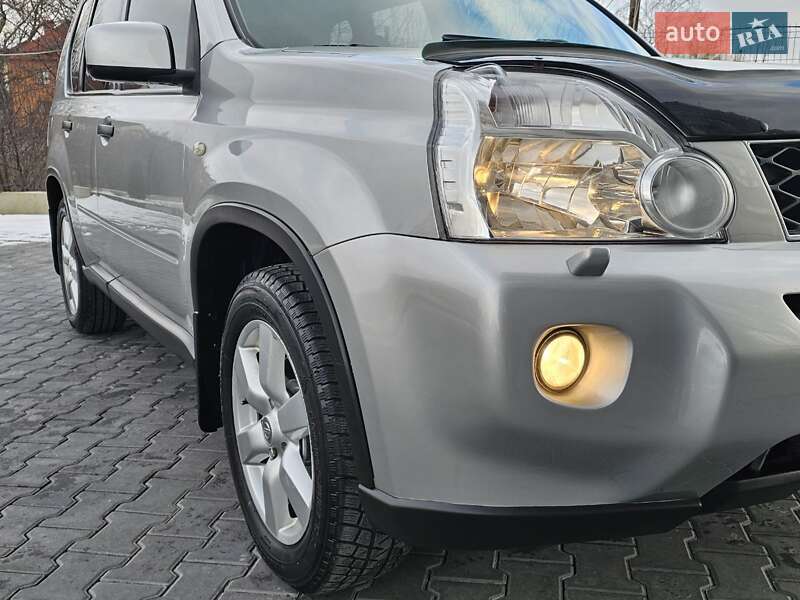Внедорожник / Кроссовер Nissan X-Trail 2010 в Житомире